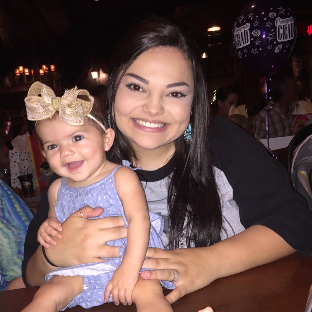 Meet your Posher, Alyssa